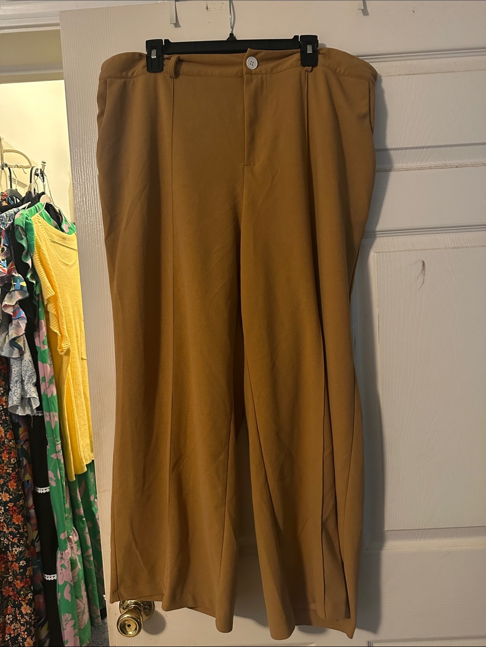 SHEIN Wide-Leg Trousers in Camel Brown